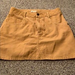 Roxy cute mustard color skirt